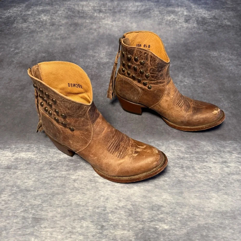 Shyanne Brown Leather Studded Tassel Ankle Western Boots 6.5 B BBW202‎